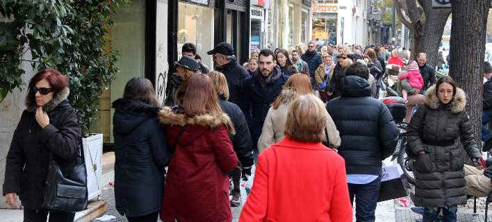  Ανοιχτά την Κυριακή τα εμπορικά καταστήματα